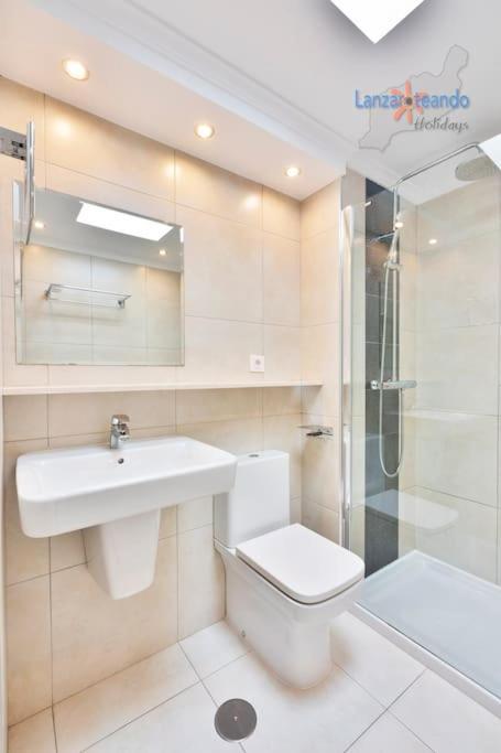 Casa Patty, Piscinas Climatizadas, Primera Linea Costa Teguise Zewnętrze zdjęcie